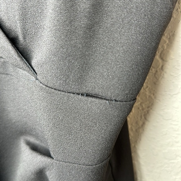 Guess Gathered Waist Surplice Neckline Stretch Little Black Dress Size 10 - Picture 10 of 16